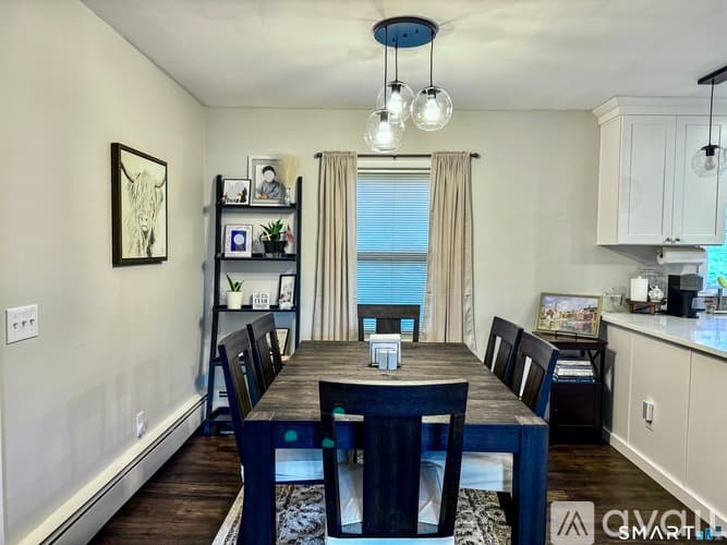 Danbury House: 10 Cedar Street