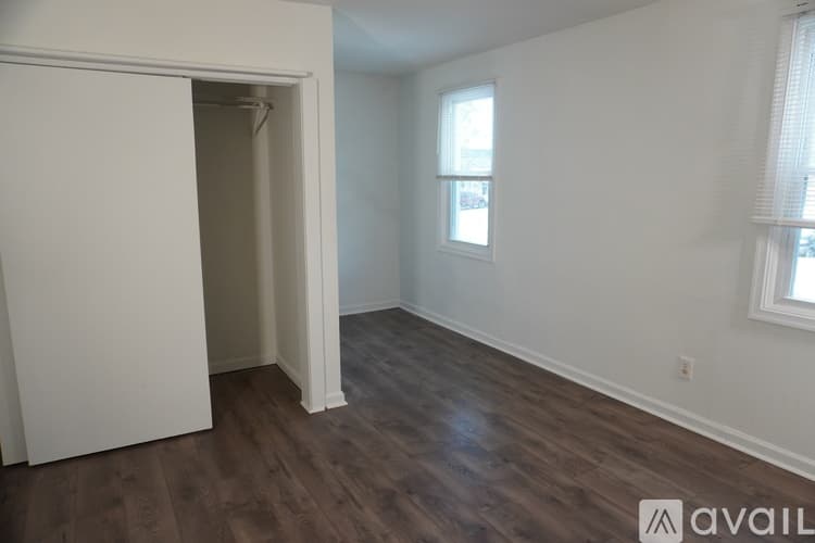 Dundalk Apartment: 3006 Sollers Point Rd