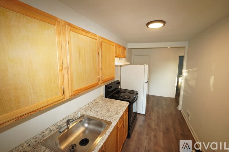 Dundalk Apartment: 3006 Sollers Point Rd