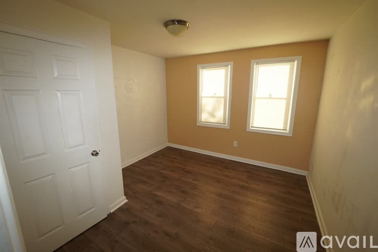 Dundalk Apartment: 3006 Sollers Point Rd