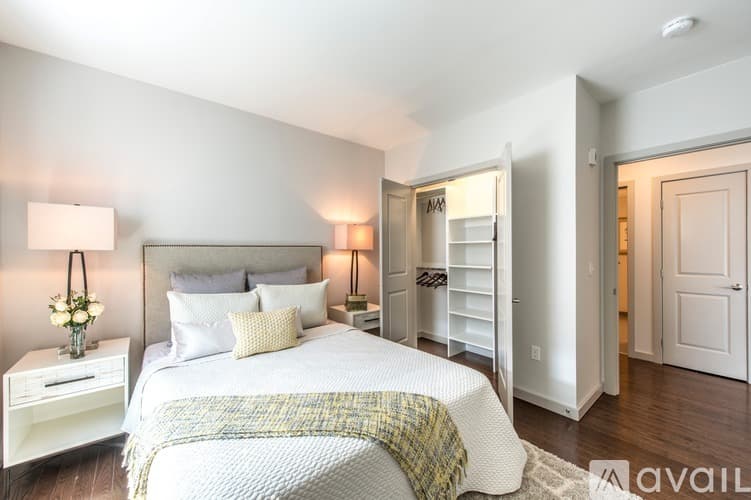 Brookline Apartment: 45 Marion St