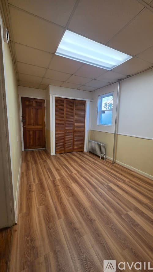 Port Jervis Apartment: 40 King St