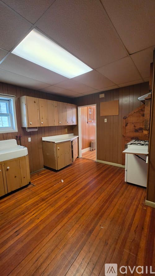 Port Jervis Apartment: 40 King St