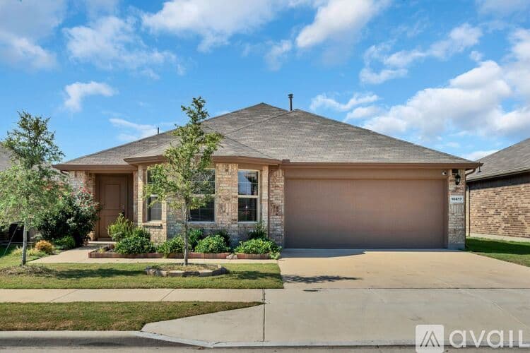 Justin House: 16617 Porterfield Ln