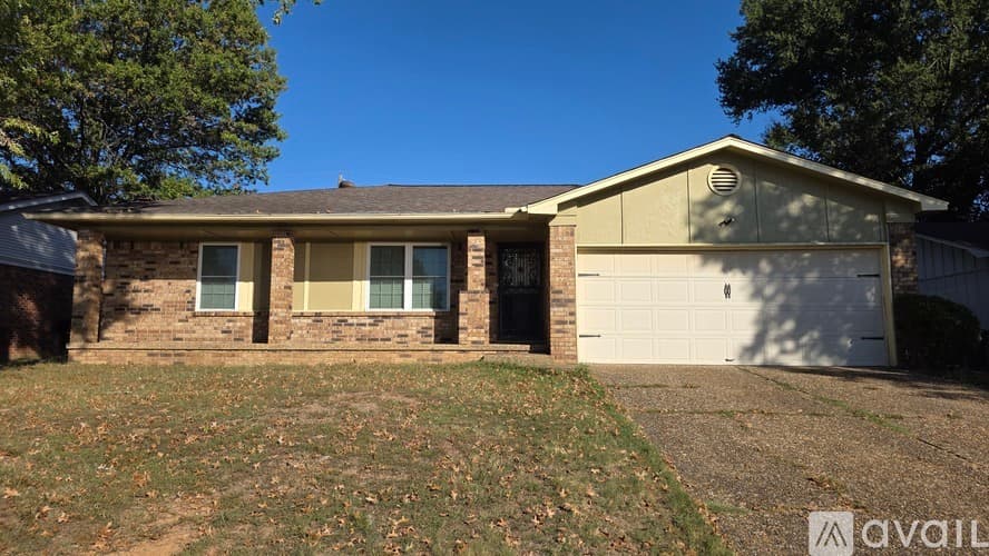 Sherwood House: 89 Spring Grove Drive