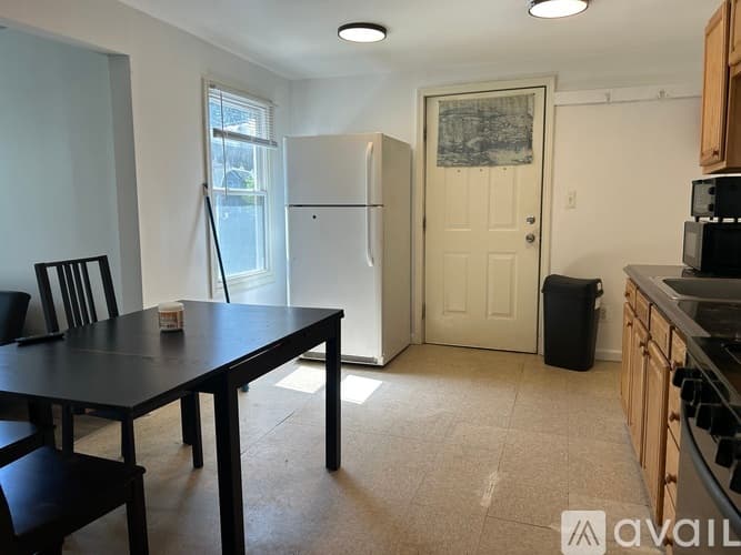 Binghamton House: 61 Walnut Street