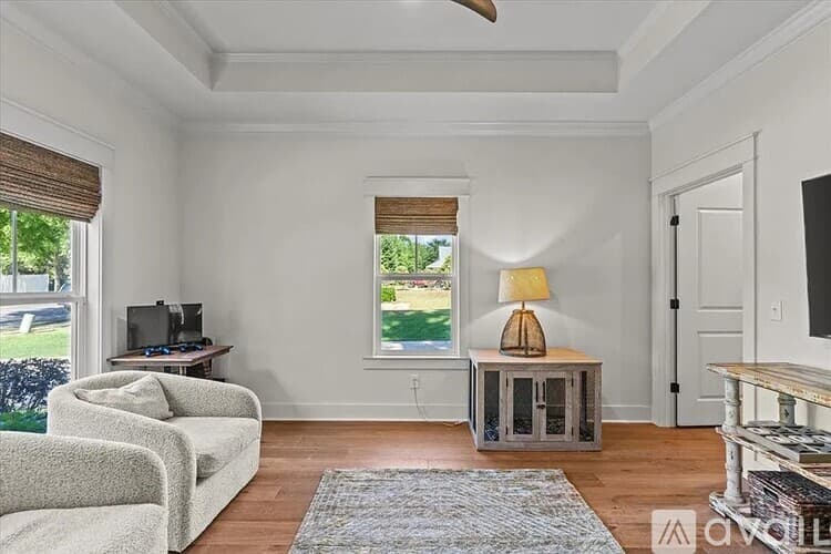 Dothan House: 100 Redbud Circle