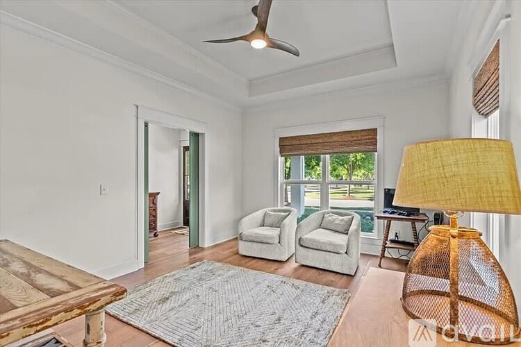 Dothan House: 100 Redbud Circle