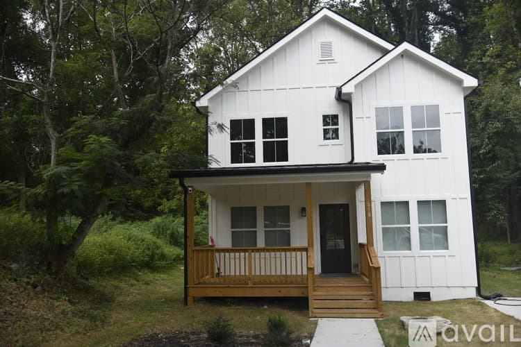 Atlanta House: 518 Pierce Avenue Northwest