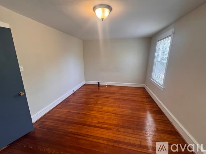 Collingswood House: 102 Coolidge Avenue