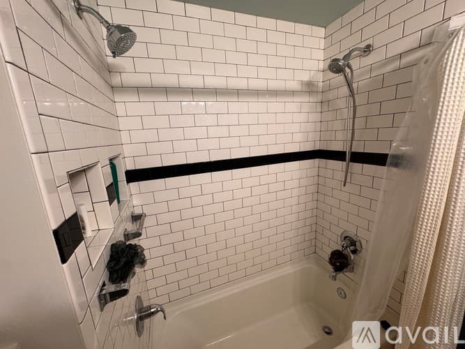 Collingswood House: 102 Coolidge Avenue
