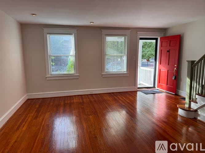 Collingswood House: 102 Coolidge Avenue