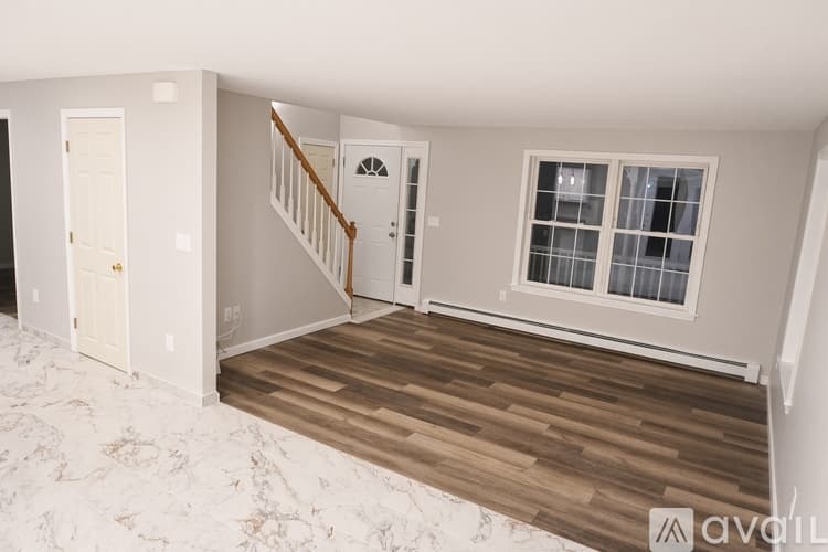 Windham House: 41 Dakota Drive