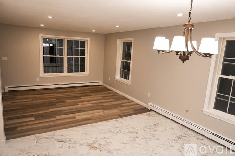 Windham House: 41 Dakota Drive