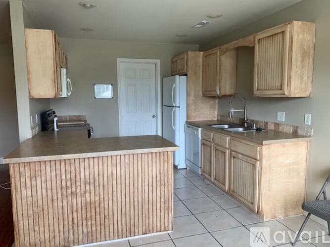 Lowell Apartment: 14727 Cow Face Road