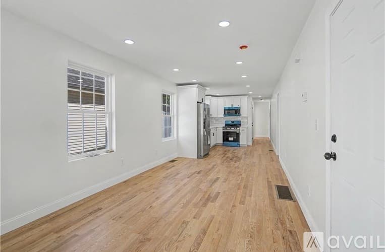 Providence Apartment: 171 Ocean Street