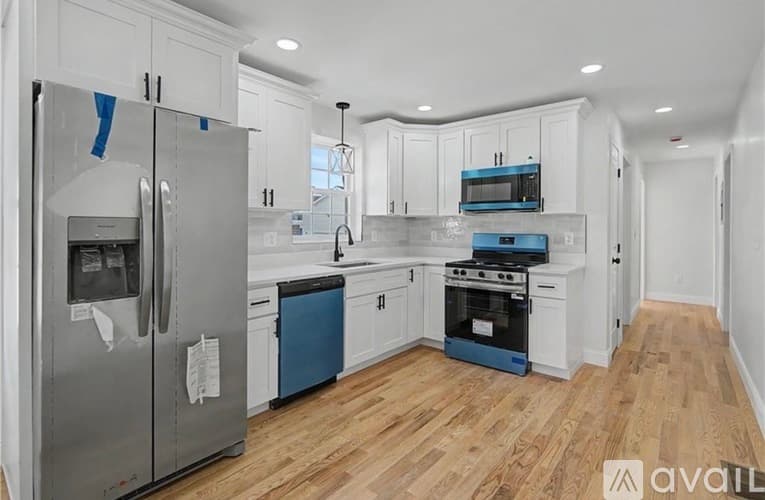 Providence Apartment: 171 Ocean Street