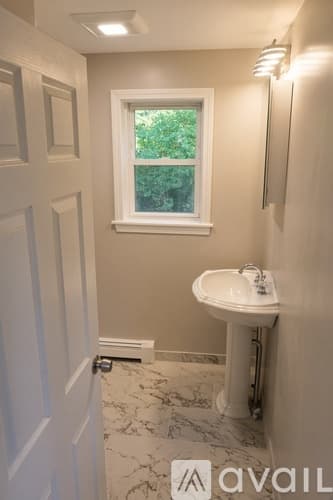 Windham House: 41 Dakota Drive