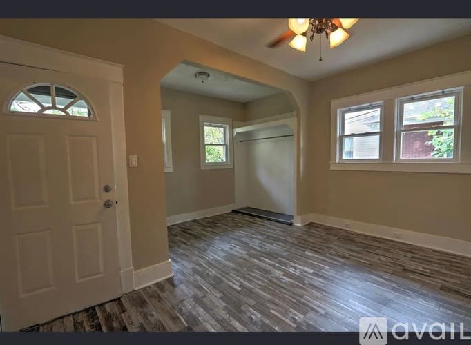 Lexington House: 107 Penmoken Park