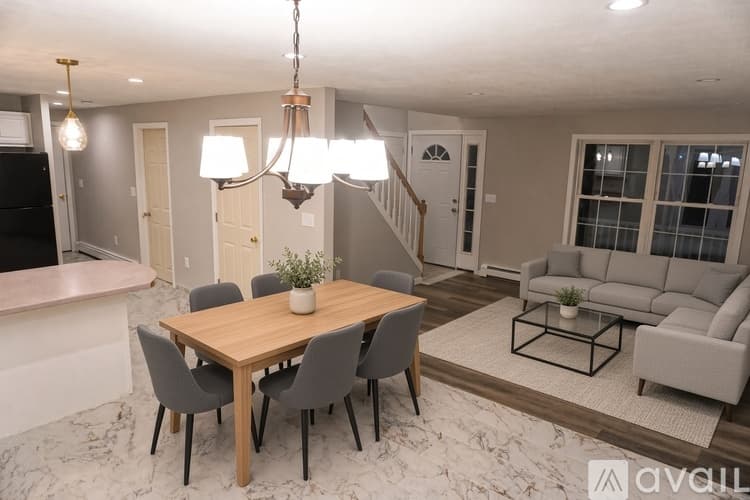 Windham House: 41 Dakota Drive