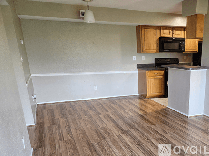 St. Petersburg Condo: 9100 Doctor Martin Luther King Junior Street North