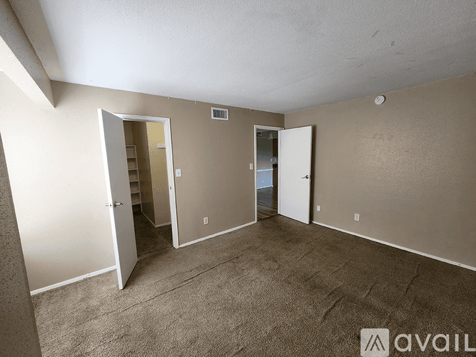 St. Petersburg Condo: 9100 Doctor Martin Luther King Junior Street North