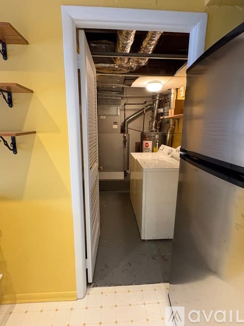 Ardmore Townhome: 700 Ardmore Avenue