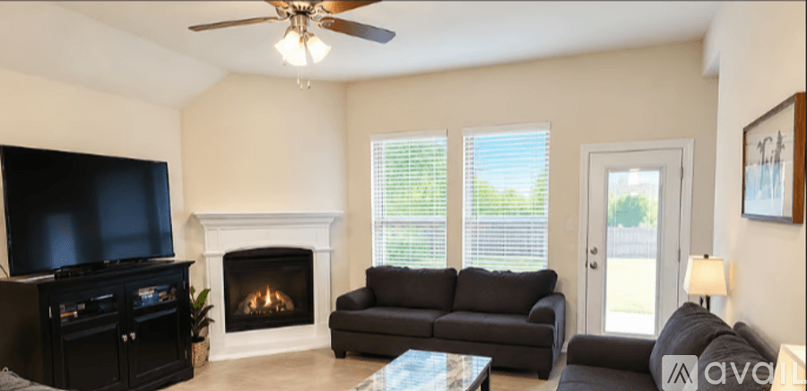Aubrey House: 2813 Ainsworth Road