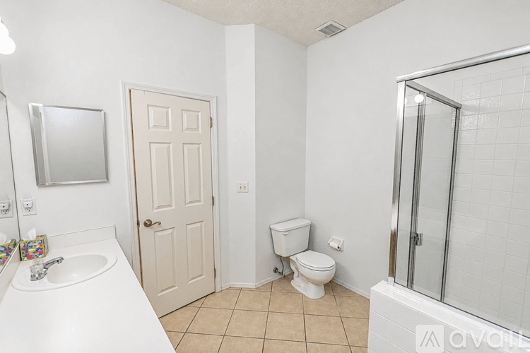 Longwood House: 808 Shell Lane