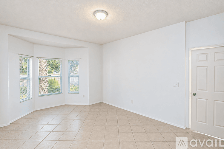Longwood House: 808 Shell Lane