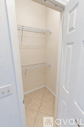 Longwood House: 808 Shell Lane