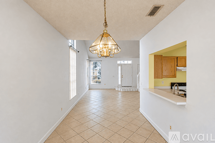 Longwood House: 808 Shell Lane