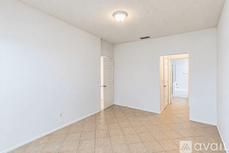 Longwood House: 808 Shell Lane