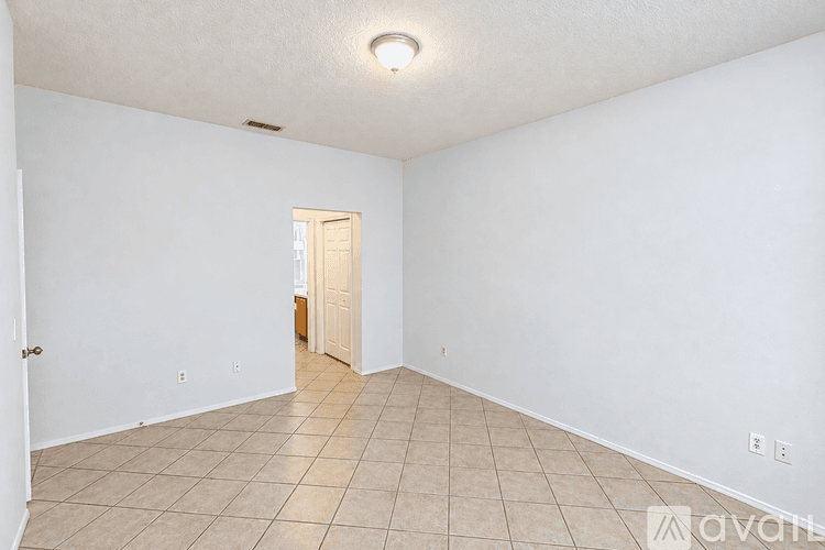 Longwood House: 808 Shell Lane