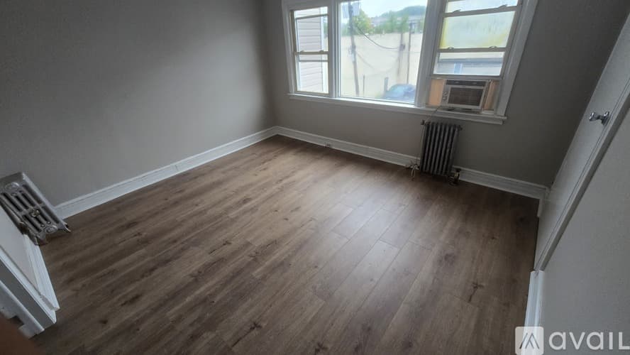 Irvington House: 14 43rd Street