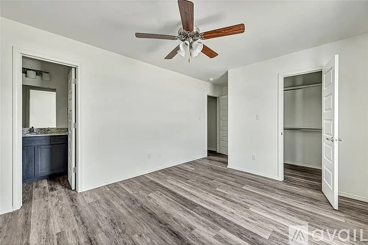 Fayetteville Condo: 4211 W Santa Fe St