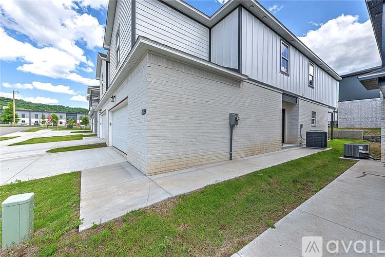Fayetteville Condo: 4211 W Santa Fe St