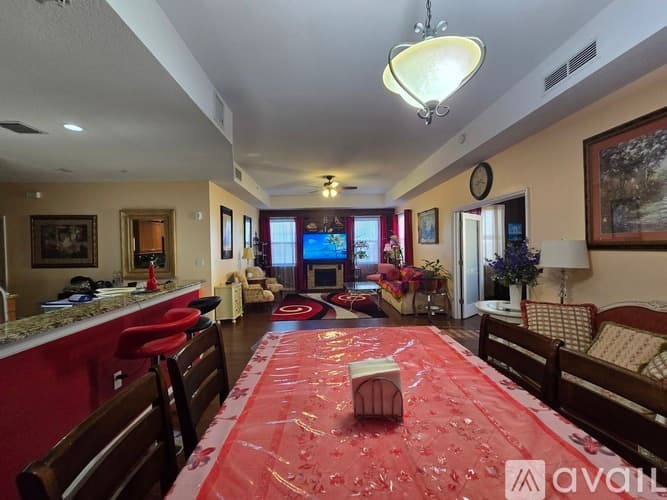 Clearwater Condo: 630 Wells CT