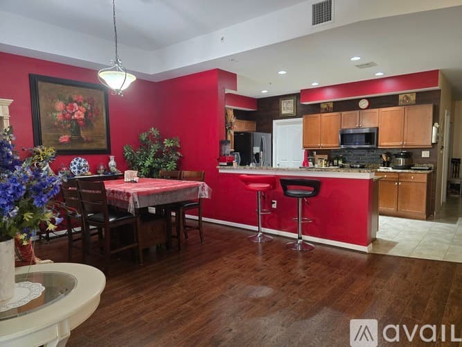 Clearwater Condo: 630 Wells CT