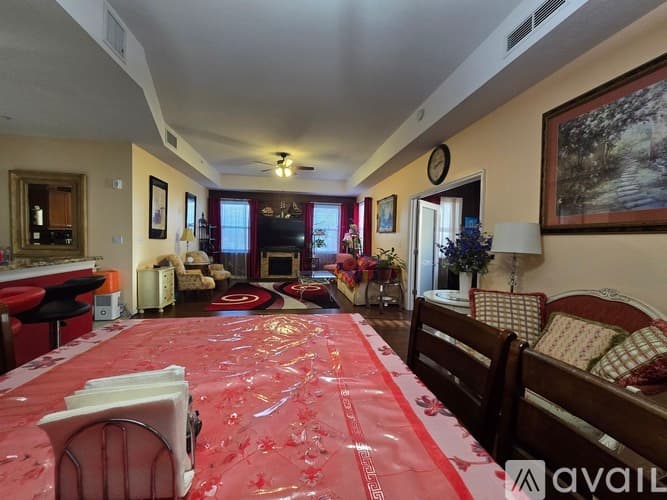 Clearwater Condo: 630 Wells CT