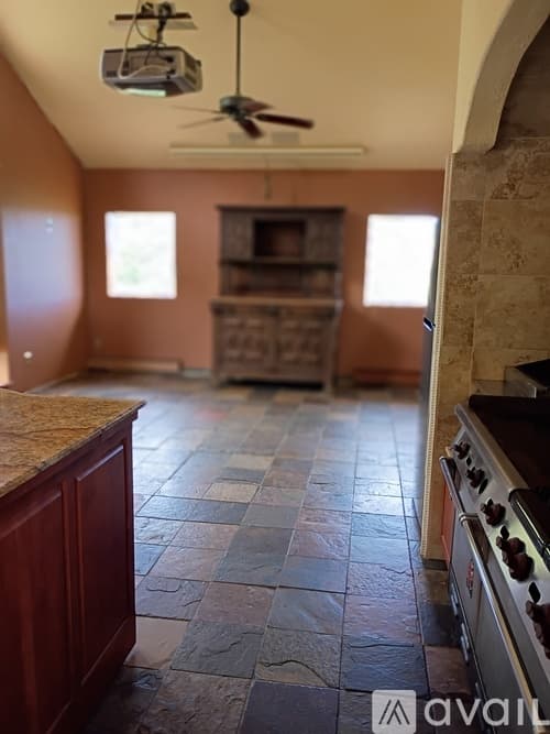 Manitou Springs House: 1405 Forest Road