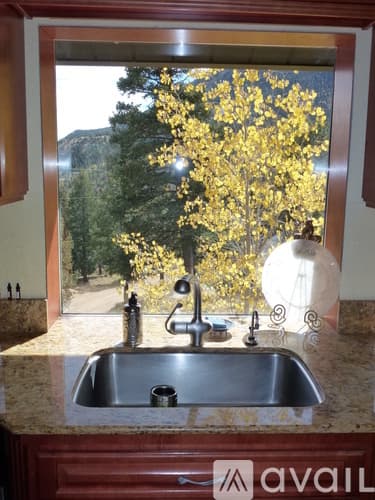 Manitou Springs House: 1405 Forest Road