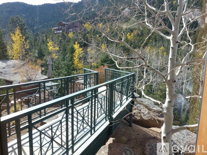 Manitou Springs House: 1405 Forest Road