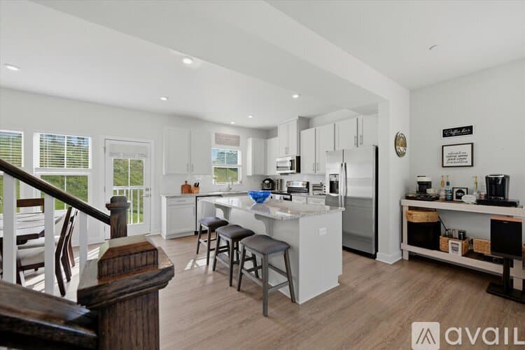 Canonsburg Townhome: 204 Filmore Dr