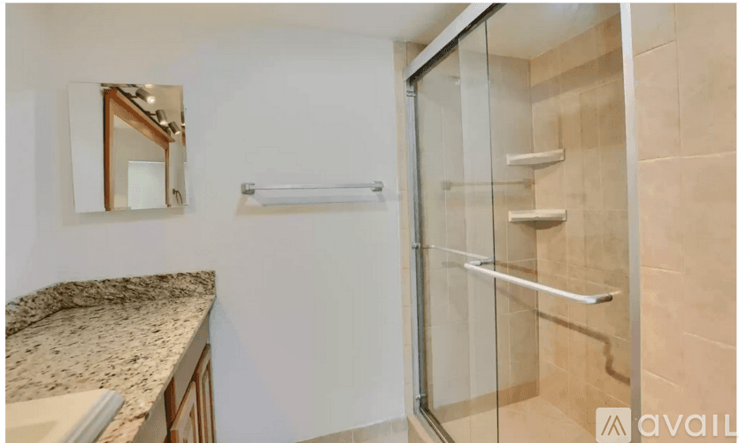 Boca Raton Condo: 16 Royal Palm Way