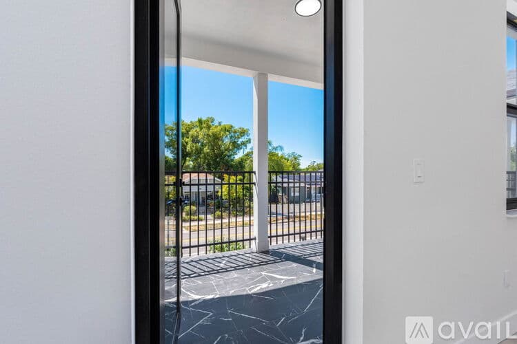 Tampa Townhome: 7015 N Central Ave