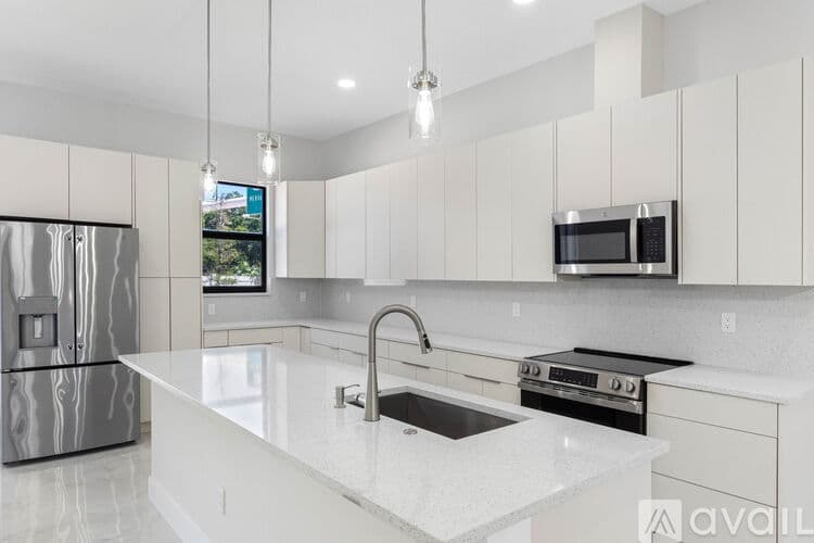 Tampa Townhome: 7015 N Central Ave