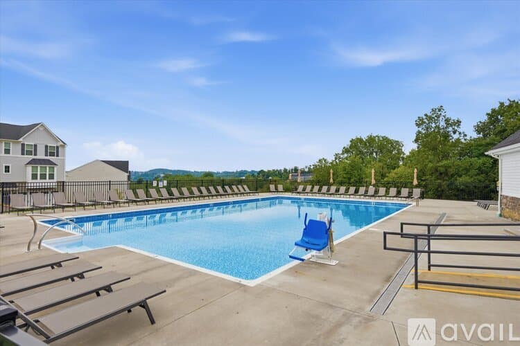 Canonsburg Townhome: 204 Filmore Dr