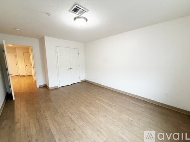 Dedham Apartment: 323 Washington St