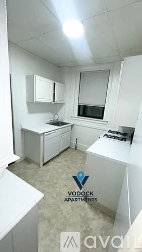 New London Apartment: 43 Granite St
